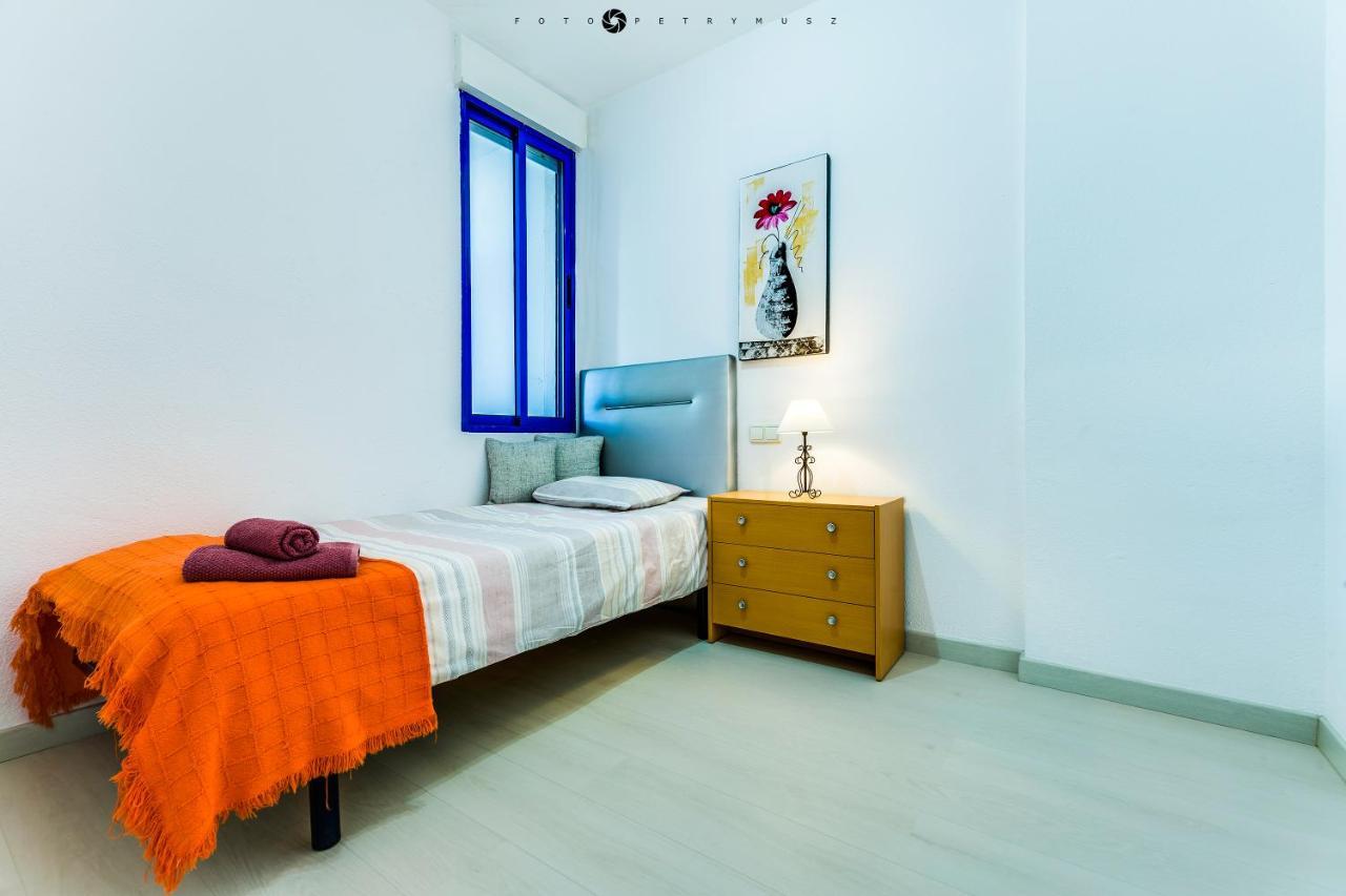 Blue Sea Apartment Torrevieja Exterior photo